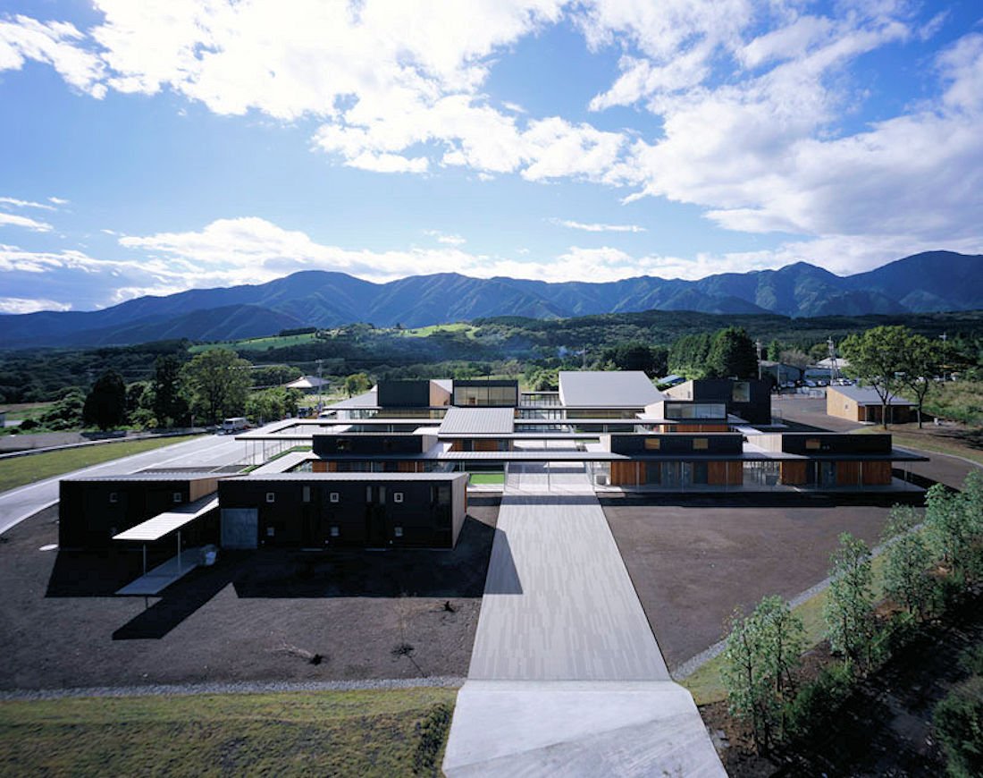 富士ハーネスの建物の写真