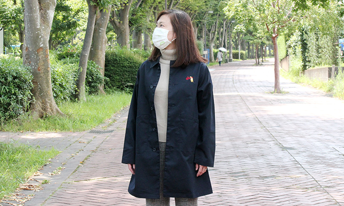 女性モデル着用写真