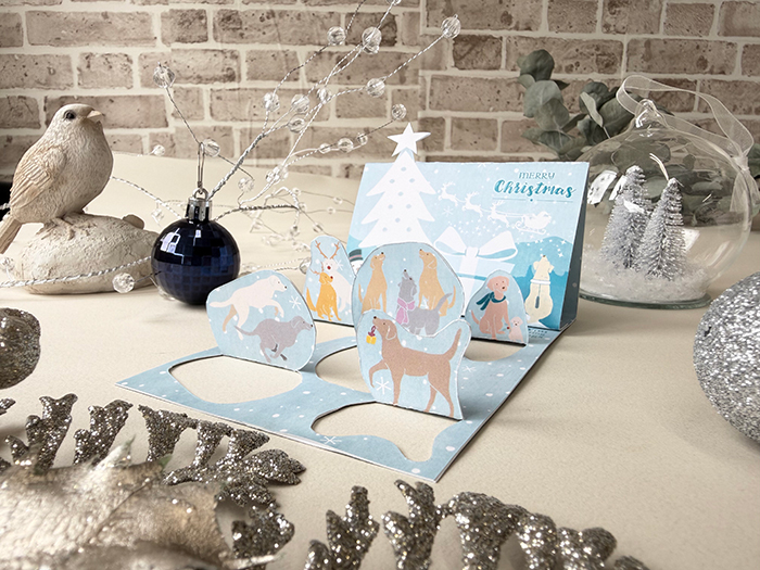 スタンドカードの状態にして飾っている写真