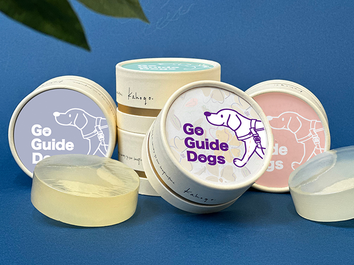 石鹸のパッケージデザインが並んでいる写真