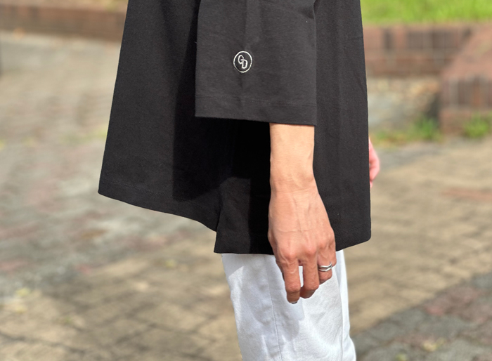 袖口の刺繍部分の写真