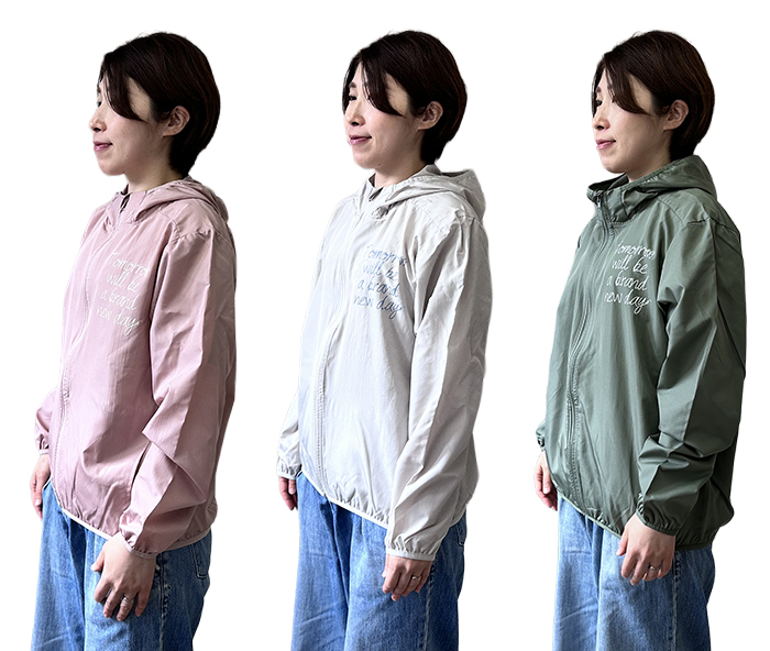 左からS、M、Lを着用