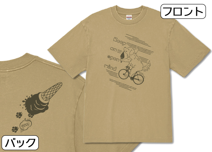 フェードベージュのTシャツには渋めのカーキのプリント